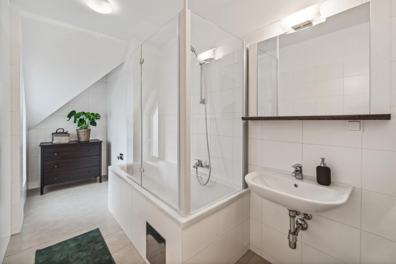 Design Apartments In Favoriten فيينا المظهر الخارجي الصورة